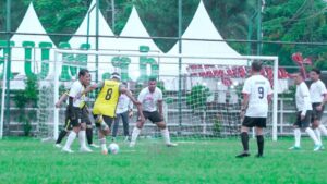 84c47fb6107a5fe675901ca84630d3eef258add48ac249ced95bfdfe9b4ff537.0