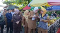 Wakil Wali Kota Monitoring Harga dan Ketersediaan Bahan Pokok di Pasar Kalindo