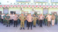 Kapolresta dan Dandim 1007 Banjarmasin memimpin apel sinergitas TNI_Polri untuk memperkuat keamanan dan kamtibmas Kota Banjarmasin.