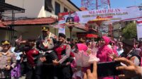 Pedang Pora Iringi Pelepasan Kombes Pol Cuncun di Polresta Banjarmasin